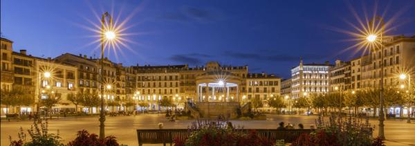 Plaza del Castillo de noche